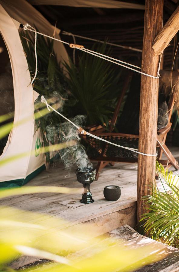 Отель Uman Glamping & Cenote Тулум Экстерьер фото